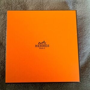Hermes Box approx 5.25x5.25x.75”